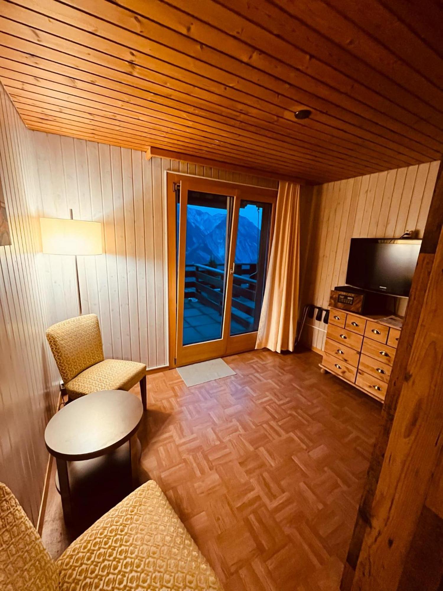 Hotel Rhoneblick Guttet-Feschel Exterior photo